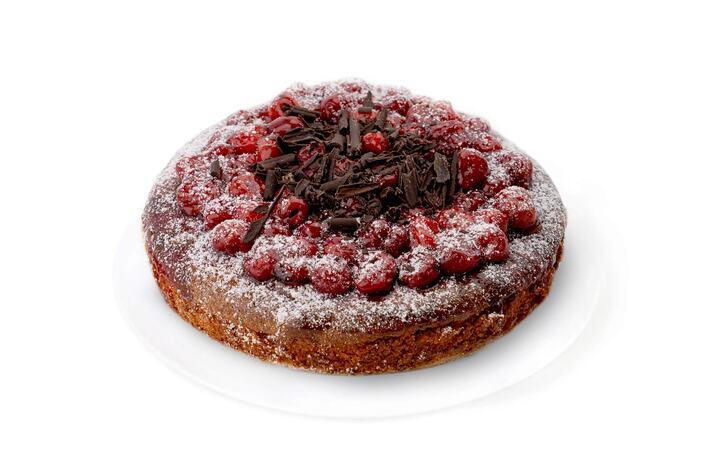 Шарлотка с вишней