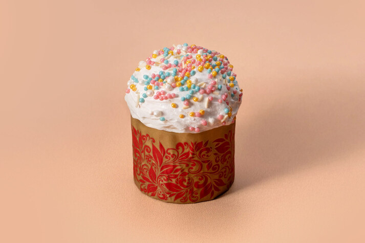 Кулич пасхальный творожный с изюмом