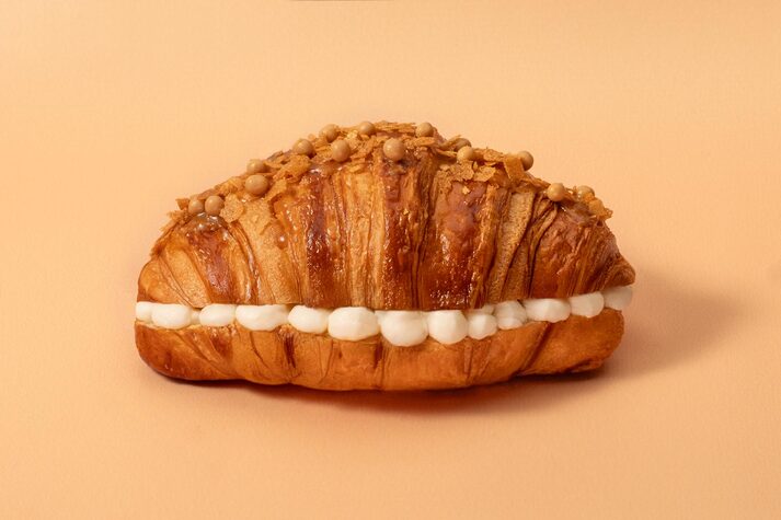 Круассан с соленой карамелью