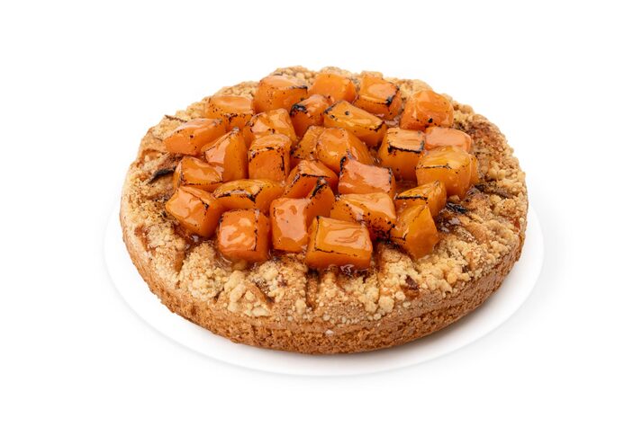 Шарлотка с тыквой и яблоком