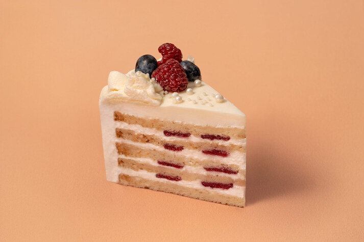 Торт Молочная девочка порция