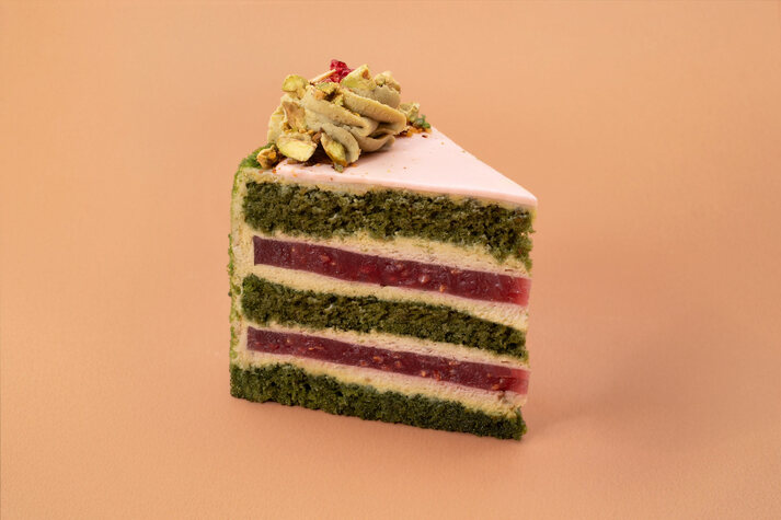 Торт Фисташковый с малиной порция
